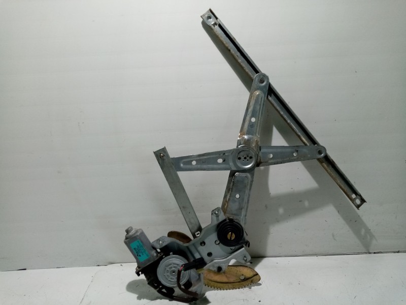 Recambio de elevalunas trasero derecho para kia carens 2.0 turbodiesel cat referencia OEM IAM 0K2FA7256XA  0K2FA7256Y