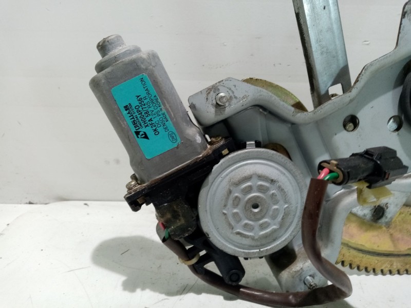 Recambio de elevalunas trasero derecho para kia carens 2.0 turbodiesel cat referencia OEM IAM 0K2FA7256XA  0K2FA7256Y