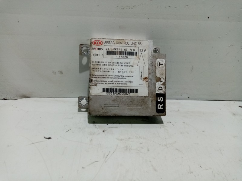 Recambio de centralita airbag para kia carens 2.0 turbodiesel cat referencia OEM IAM 0K2FD677F0 13028PXM000023 