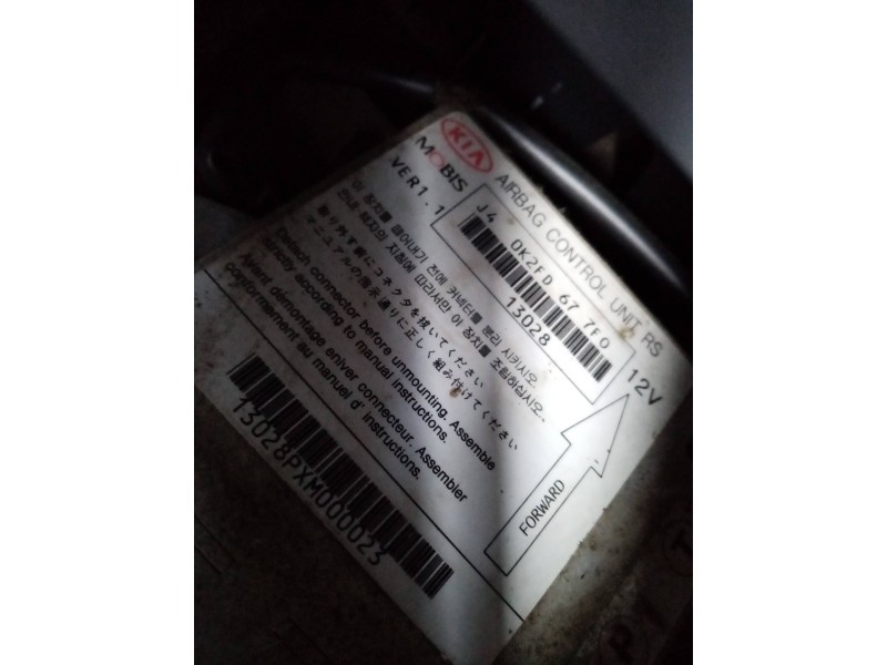 Recambio de centralita airbag para kia carens 2.0 turbodiesel cat referencia OEM IAM 0K2FD677F0 13028PXM000023 