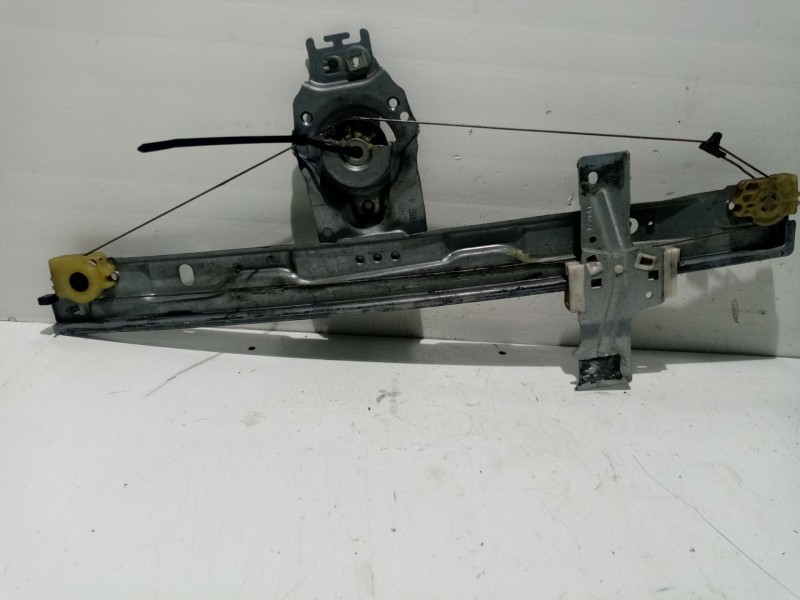 Recambio de elevalunas delantero derecho para peugeot 207 referencia OEM IAM 9222W9  