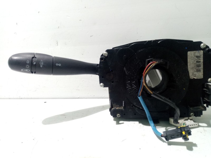 Recambio de com2000 para peugeot 207 referencia OEM IAM 96657288XT  