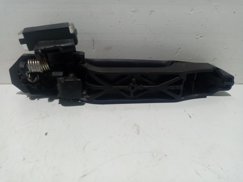 Recambio de maneta exterior trasera izquierda para toyota auris referencia OEM IAM 6920402120  