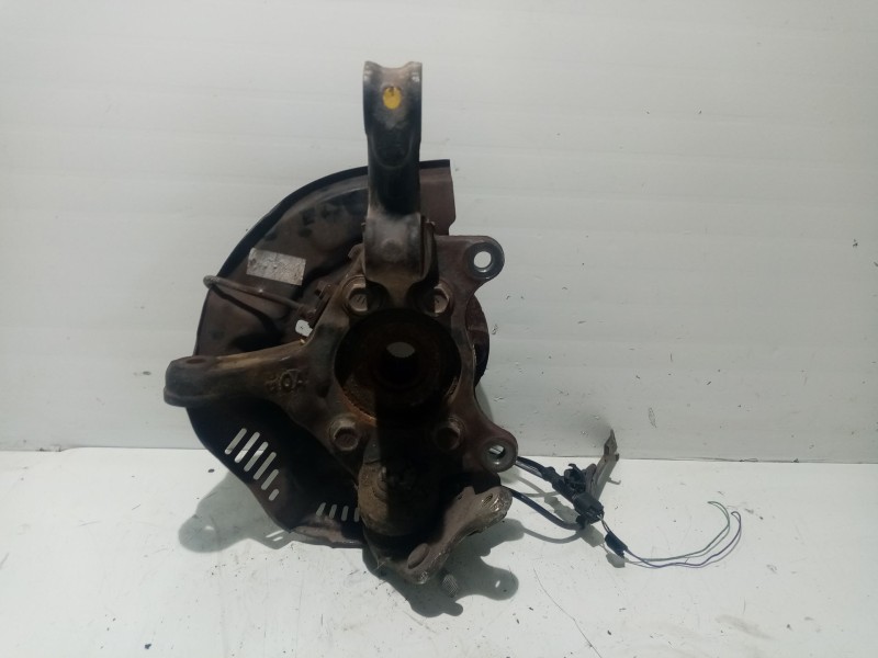 Recambio de mangueta delantera izquierda para toyota auris referencia OEM IAM 4321202171  