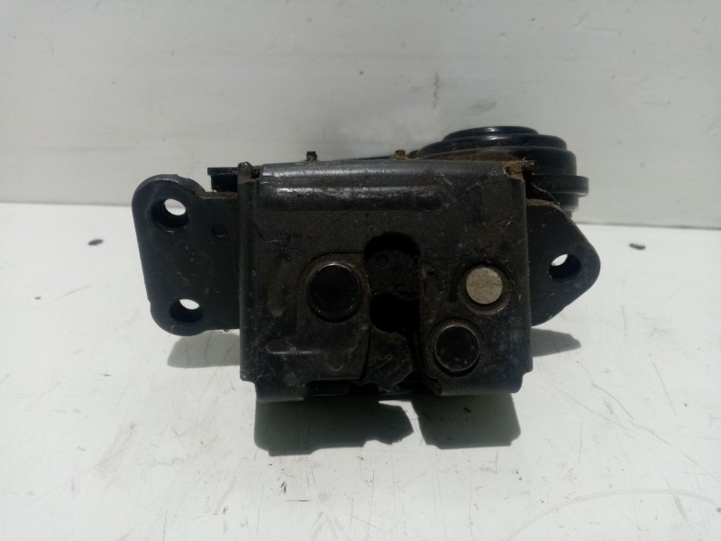 Recambio de cerradura maletero / porton para toyota auris referencia OEM IAM 6935002080  