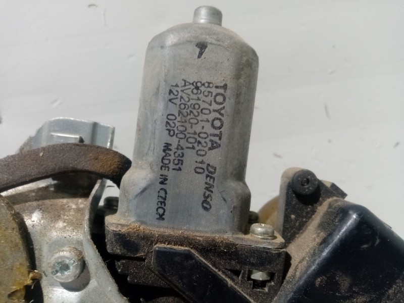 Recambio de elevalunas delantero derecho para toyota auris referencia OEM IAM 6981002310  