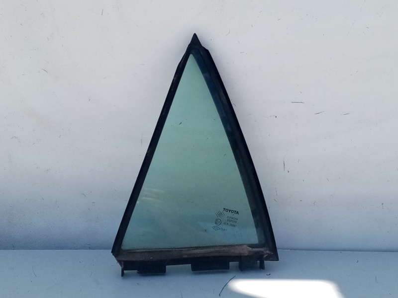 Recambio de luna custodia trasera izquierda para toyota auris referencia OEM IAM 6812402170  