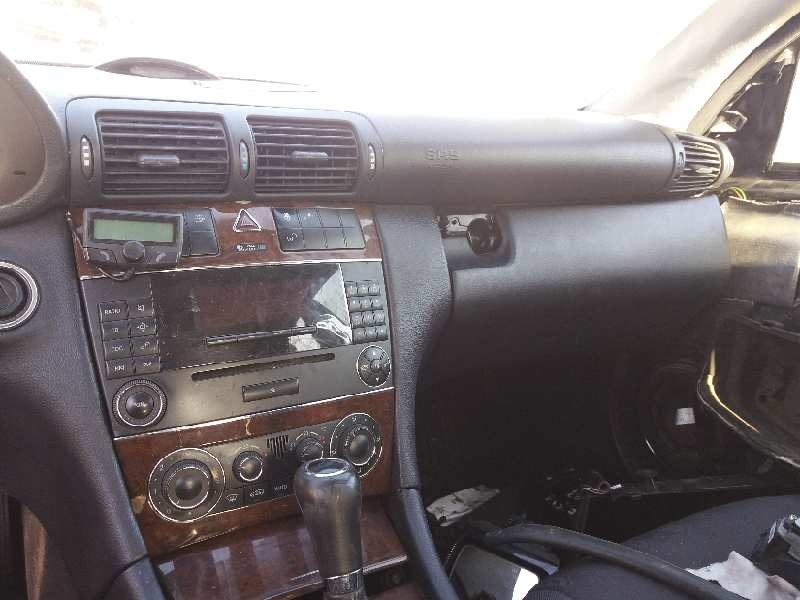 mercedes clase c (w203) berlina 220 cdi (la) (203.008)   |   04.03 - 12.07 | 2003 - 2007 | 150 cv / 110 kw del año 2003