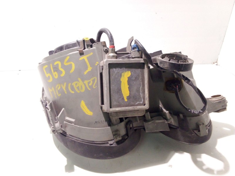 Recambio de faro derecho para mercedes-benz clk (c208) clk 230 kompressor (208.347) referencia OEM IAM A2088200861  