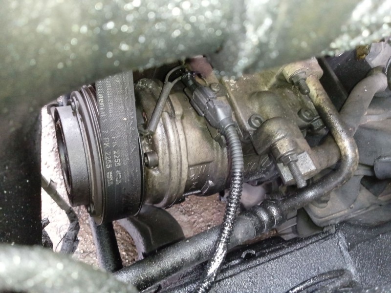 Recambio de compresor aire acondicionado para kia sorento i (jc) 2.5 crdi referencia OEM IAM 977013E050 1625023500 ACP 1243 000S