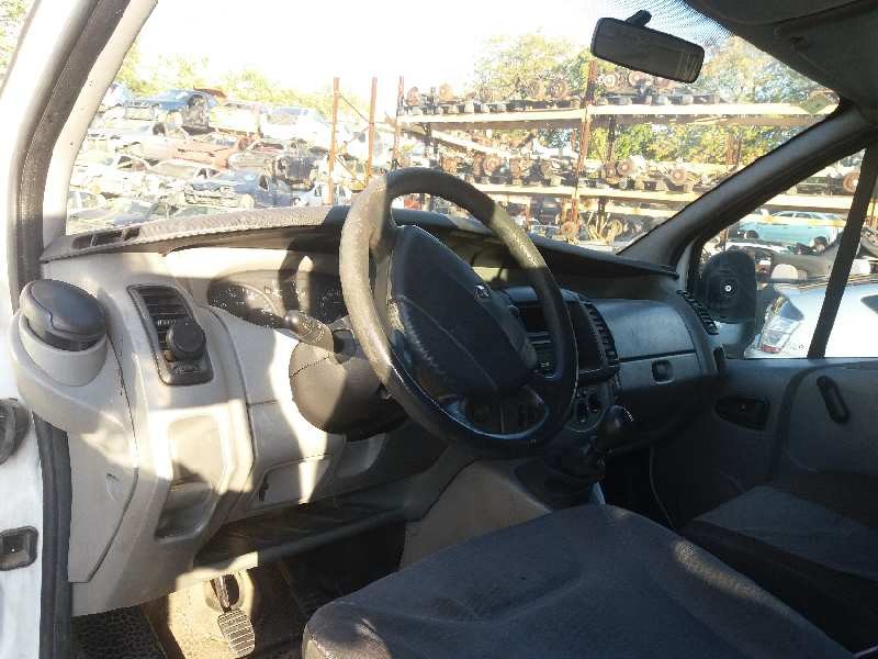 renault trafic combi (ab 4.01) 1.9 diesel   |   0.01 - ... | 2001 | 101 cv / 74 kw del año 2001