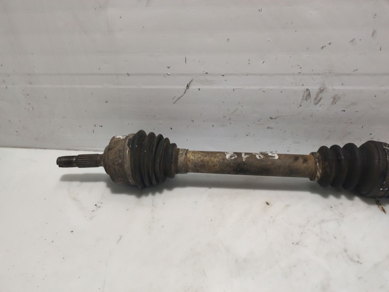 Recambio de transmision delantera derecha para peugeot 206 hatchback (2a/c) 1.4 i referencia OEM IAM 3273CQ  