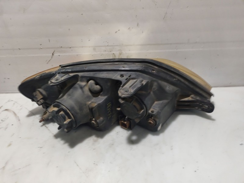 Recambio de faro izquierdo para hyundai coupe (gk) referencia OEM IAM 921012C021 921012CXXX 92101-2CXXX