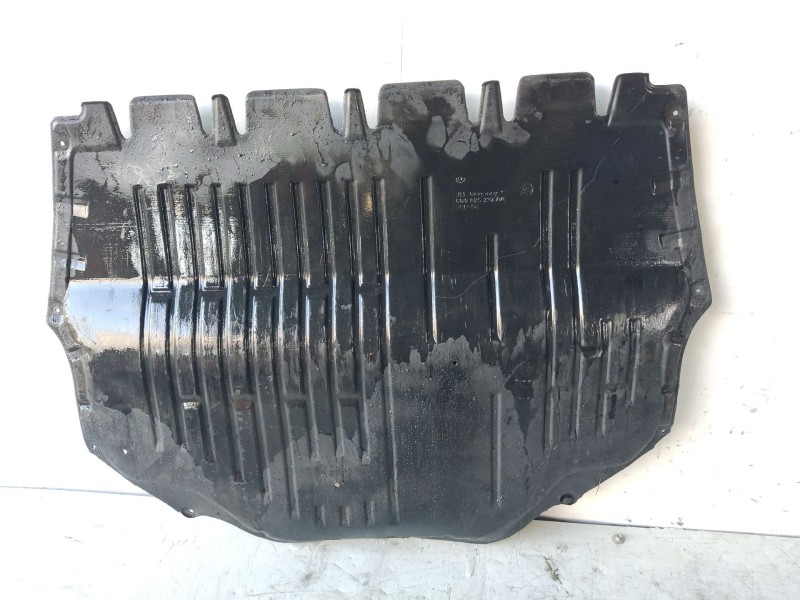 Recambio de cubrecarter para seat ibiza iii (6l1) 1.4 tdi referencia OEM IAM 6Q0825237AA  