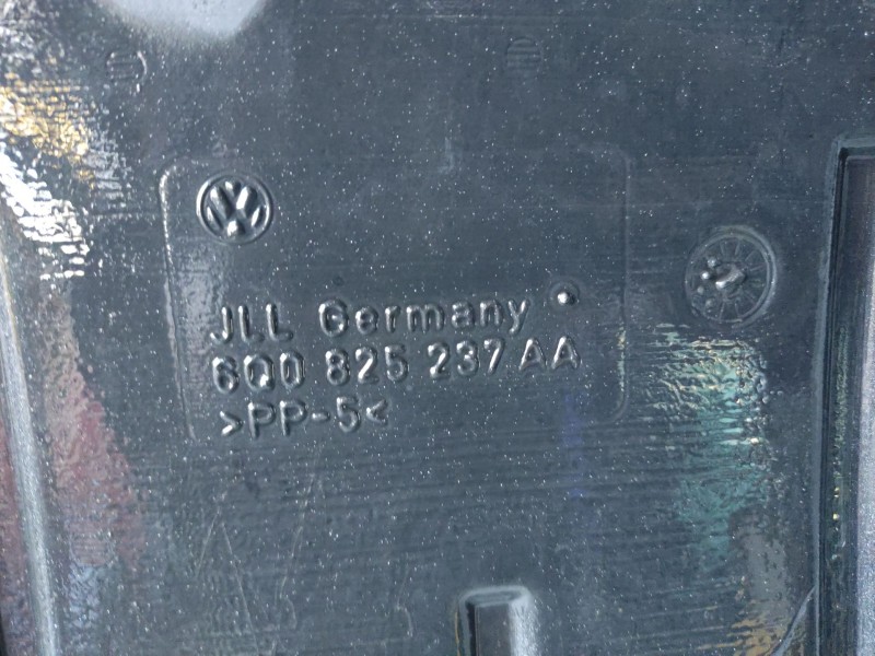 Recambio de cubrecarter para seat ibiza iii (6l1) 1.4 tdi referencia OEM IAM 6Q0825237AA  