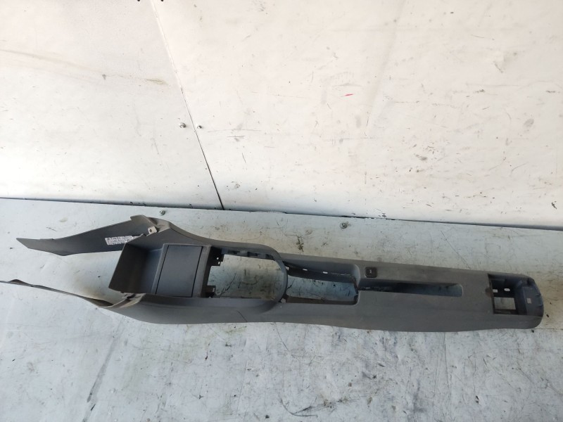 Recambio de consola central para seat ibiza iii (6l1) 1.4 tdi referencia OEM IAM 6L1863241AL 6L1863241AG 