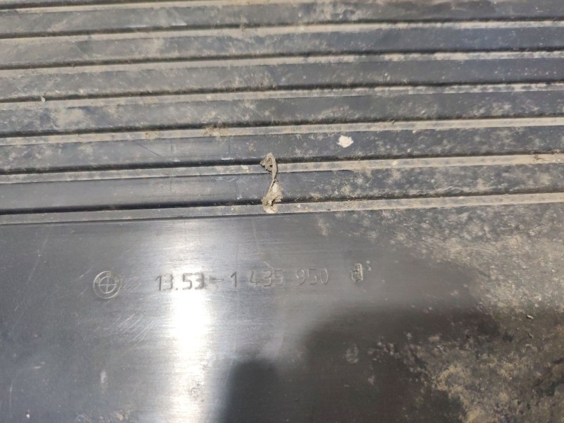 Recambio de tapa motor para bmw serie 5 berlina (e39) 2.5 24v referencia OEM IAM   