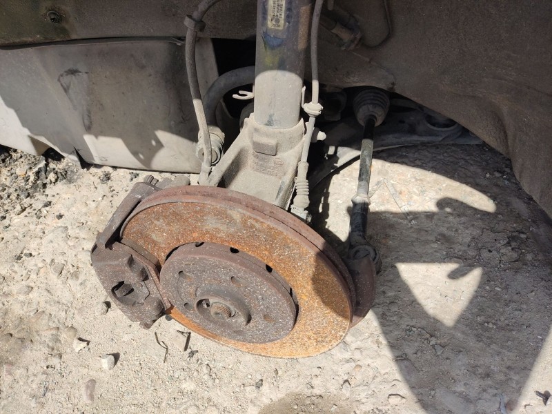 Recambio de mangueta delantera izquierda para seat toledo ii (1m2) 1.6 16v referencia OEM IAM 1J0407255N  