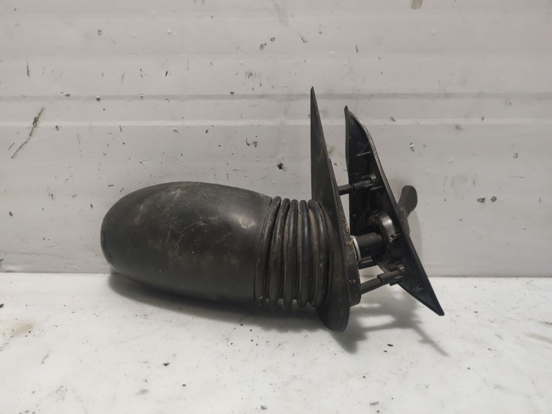 Recambio de retrovisor derecho para fiat seicento (187) referencia OEM IAM 735250511  