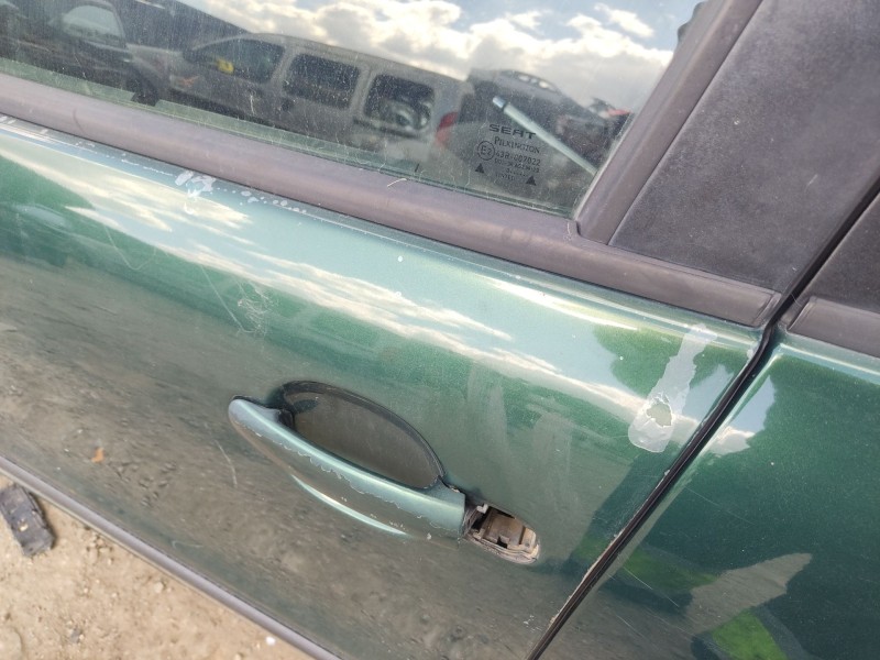 Recambio de puerta delantera izquierda para seat toledo ii (1m2) 1.6 16v referencia OEM IAM 1M0831055N  