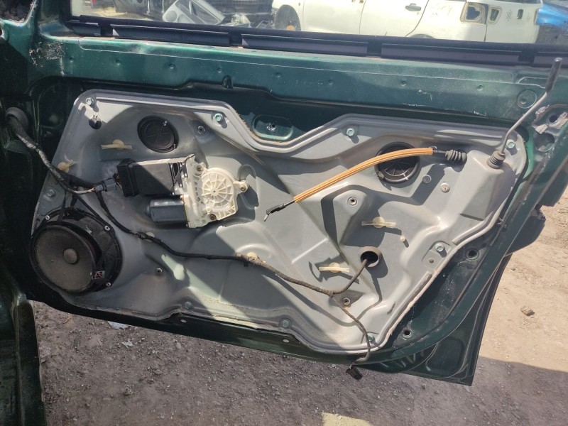 Recambio de elevalunas delantero derecho para seat toledo ii (1m2) 1.6 16v referencia OEM IAM 1M0837462A  