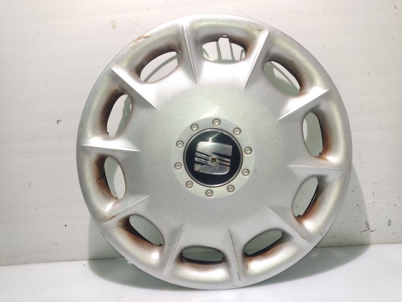 Recambio de tapacubos para seat toledo ii (1m2) 1.6 16v referencia OEM IAM 1M0601147A  