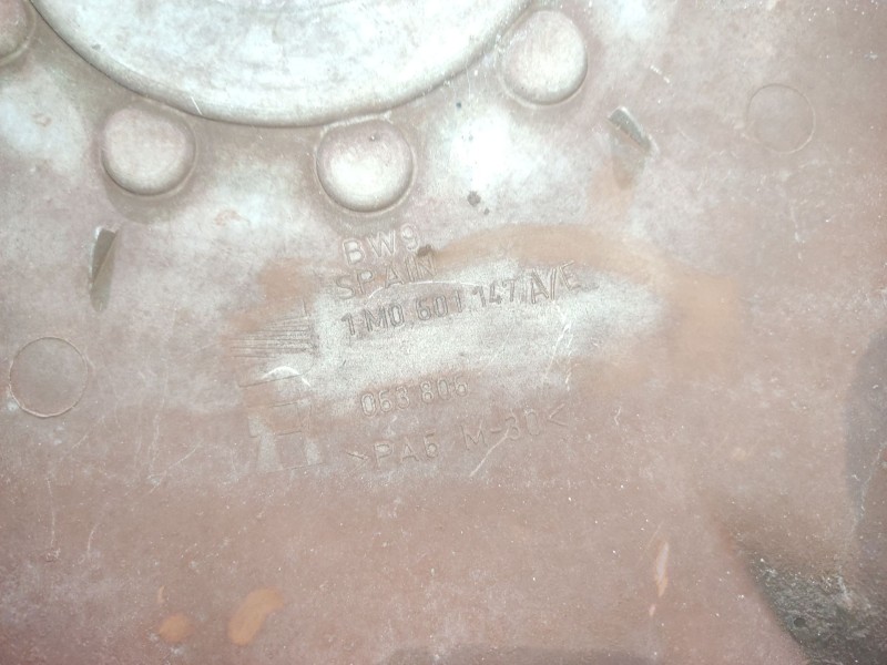 Recambio de tapacubos para seat toledo ii (1m2) 1.6 16v referencia OEM IAM 1M0601147A  