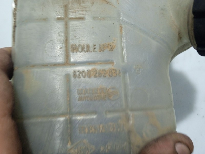 Recambio de deposito expansion para renault scenic ii referencia OEM IAM 7701474499  