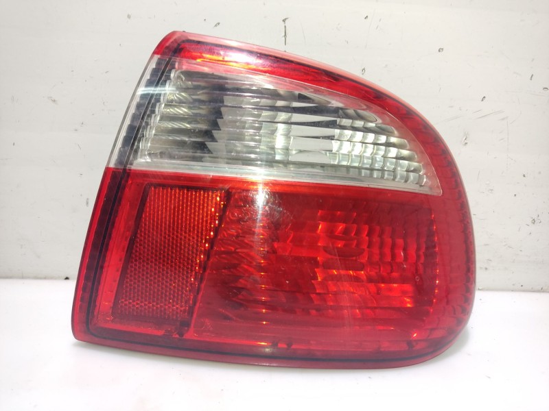 Recambio de piloto trasero derecho para seat toledo ii (1m2) 1.6 16v referencia OEM IAM 1M594511201C  