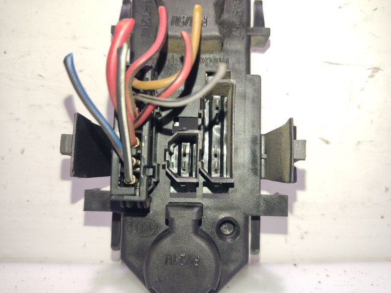 Recambio de portalamparas para seat toledo ii (1m2) 1.6 16v referencia OEM IAM 1M1945257  