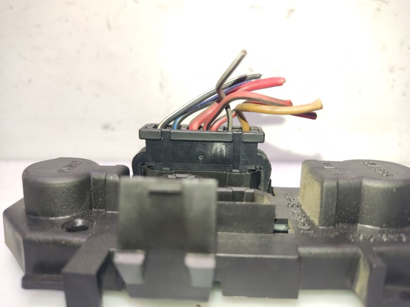 Recambio de portalamparas para seat toledo ii (1m2) 1.6 16v referencia OEM IAM 1M1945257  