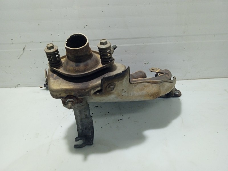 Recambio de colector escape para renault scenic ii referencia OEM IAM 8200543309  