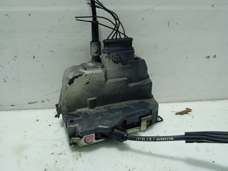 Recambio de cerradura puerta delantera izquierda para renault scenic ii referencia OEM IAM   