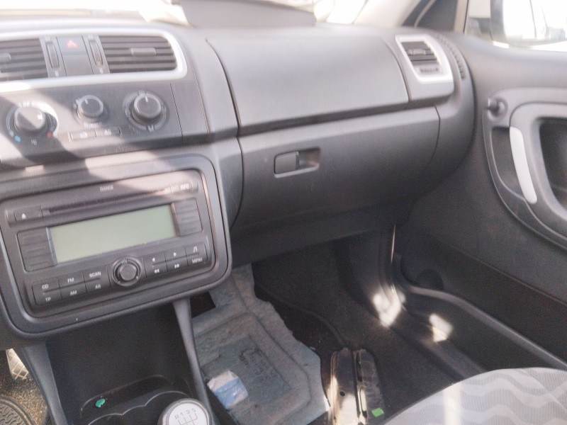 skoda fabia ii (542) del año 2010