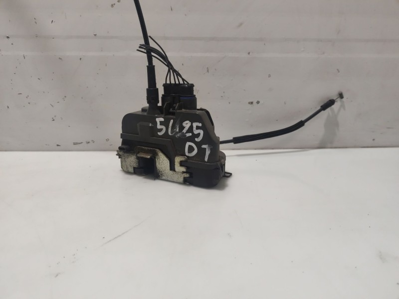 Recambio de cerradura puerta trasera derecha para renault scenic ii referencia OEM IAM 119332 290310651D2 