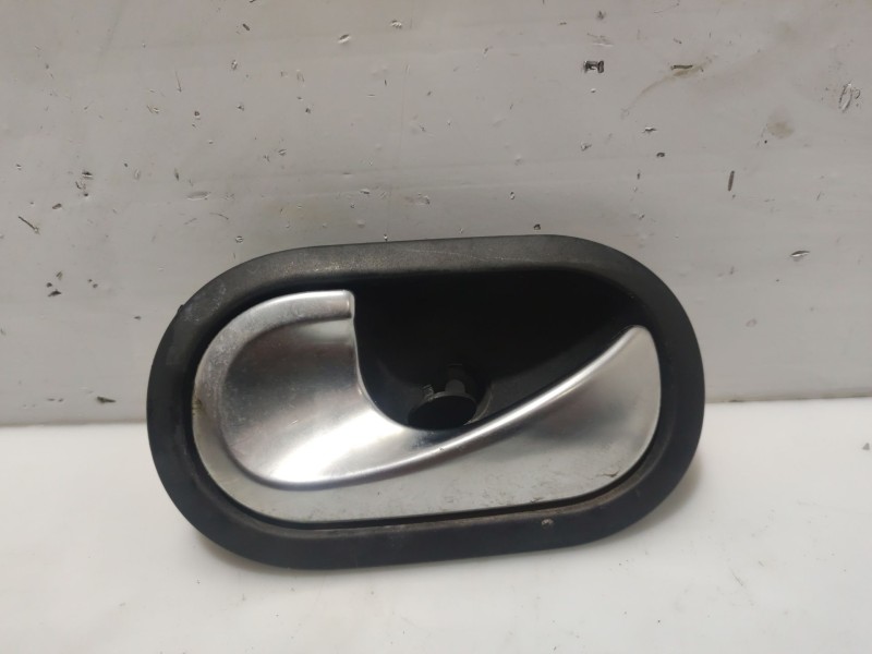 Recambio de maneta interior delantera izquierda para renault scenic ii referencia OEM IAM 5005400006 8200028487 