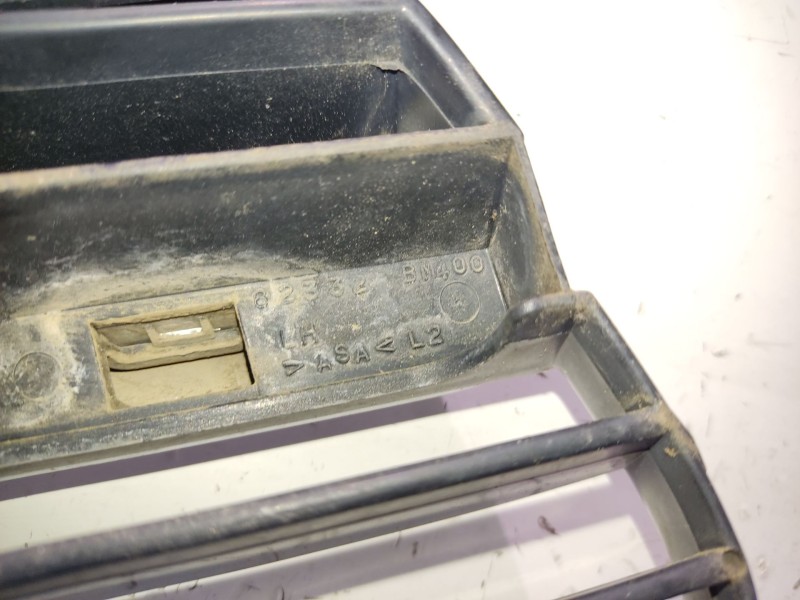 Recambio de rejilla paragolpes delantero para nissan almera ii hatchback (n16) 1.5 referencia OEM IAM 82332BM400  