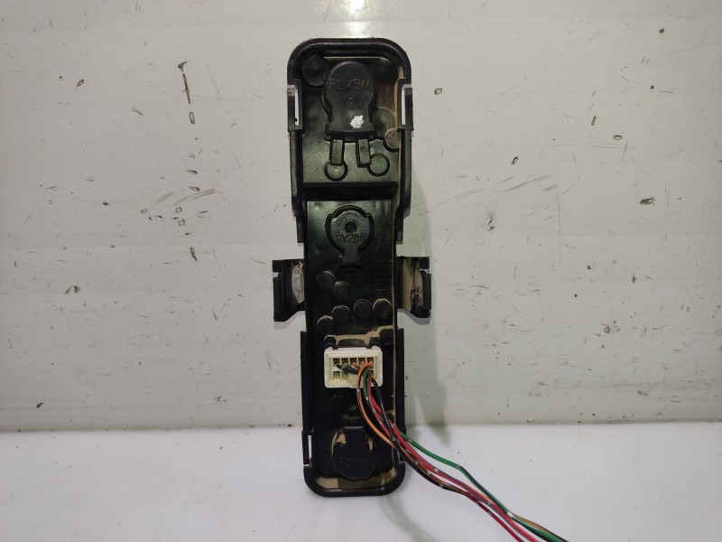 Recambio de portalamparas para nissan almera ii hatchback (n16) 1.5 referencia OEM IAM 6021PTI  