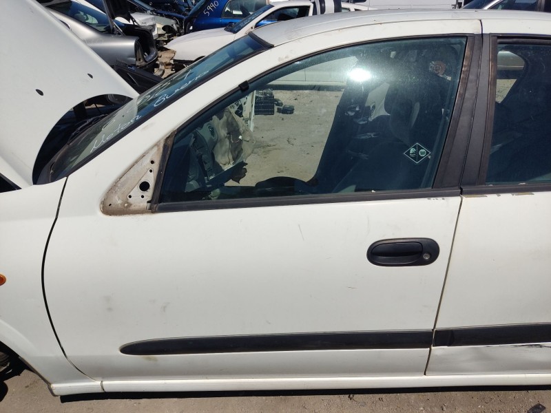 Recambio de puerta delantera izquierda para nissan almera ii hatchback (n16) 1.5 referencia OEM IAM 801015M432  