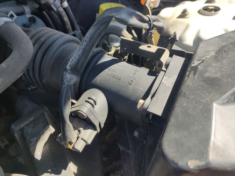 Recambio de caudalimetro para nissan almera ii hatchback (n16) 1.5 referencia OEM IAM 228805U400 0280218094 