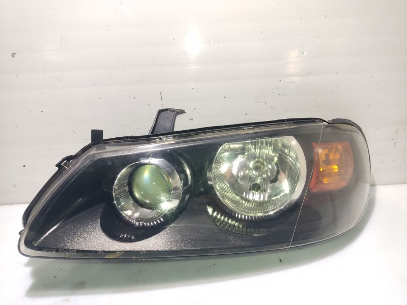 Recambio de faro izquierdo para nissan almera ii hatchback (n16) 1.5 dci referencia OEM IAM 26060BN01A  