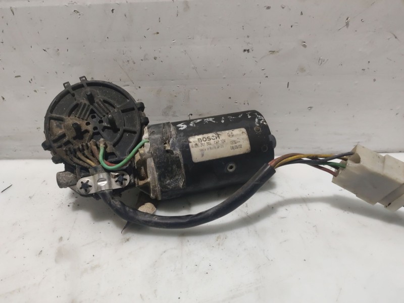 Recambio de motor limpia delantero para mercedes-benz sprinter (w901,w903) combi referencia OEM IAM 0390241345  