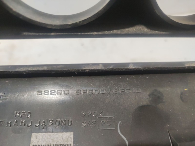 Recambio de moldura para nissan micra (k11) 1.0 16v cat referencia OEM IAM 682606F600 682606F610 