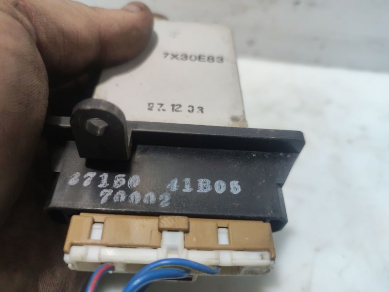 Recambio de resistencia calefaccion para nissan micra (k11) 1.0 16v cat referencia OEM IAM 2715041B05  