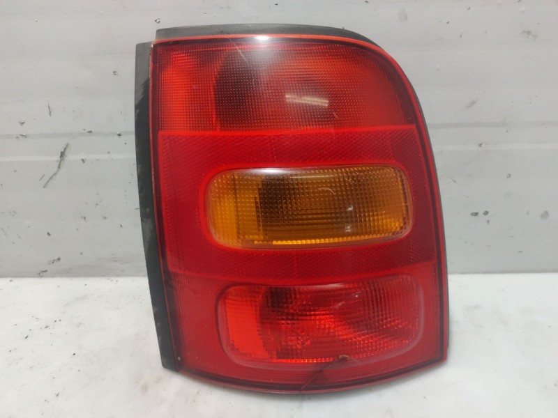 Recambio de piloto trasero derecho para nissan micra (k11) 1.0 16v cat referencia OEM IAM B65506F600  