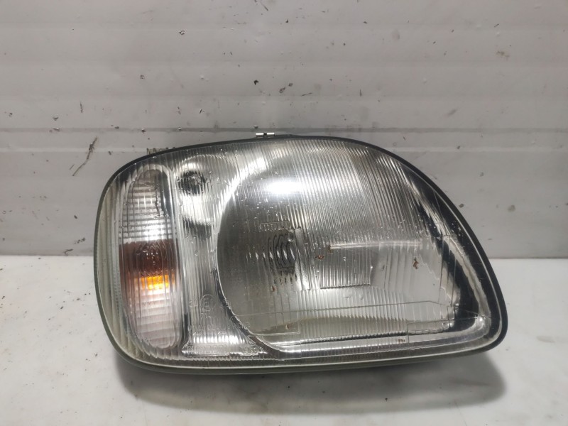 Recambio de faro derecho para nissan micra (k11) 1.0 16v cat referencia OEM IAM B60106F600  