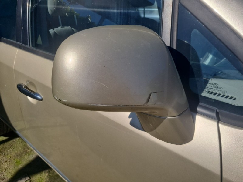 kia carens iii monospace (un) del año 2007