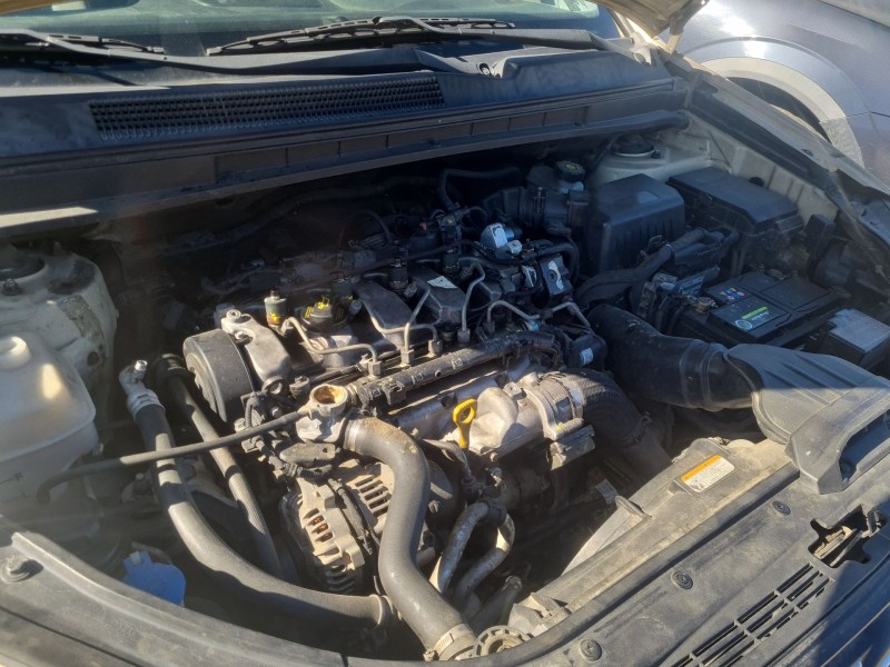 kia carens iii monospace (un) del año 2007