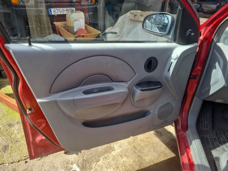 daewoo kalos (klas) del año 2003