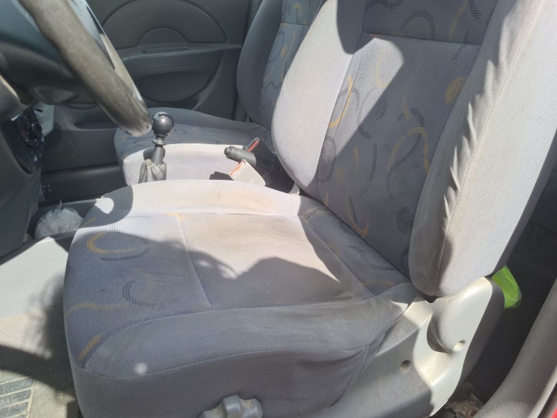 daewoo kalos (klas) del año 2003